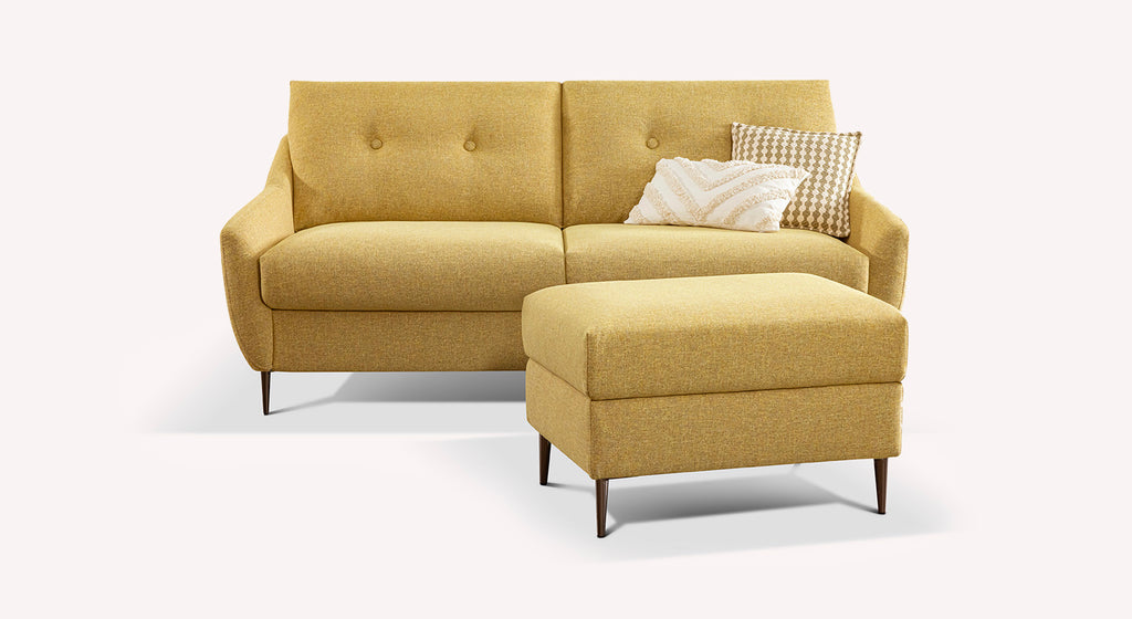 Canapé convertible jaune avec pouf assorti, coussins décoratifs, modèle Layne Tixer Naples1