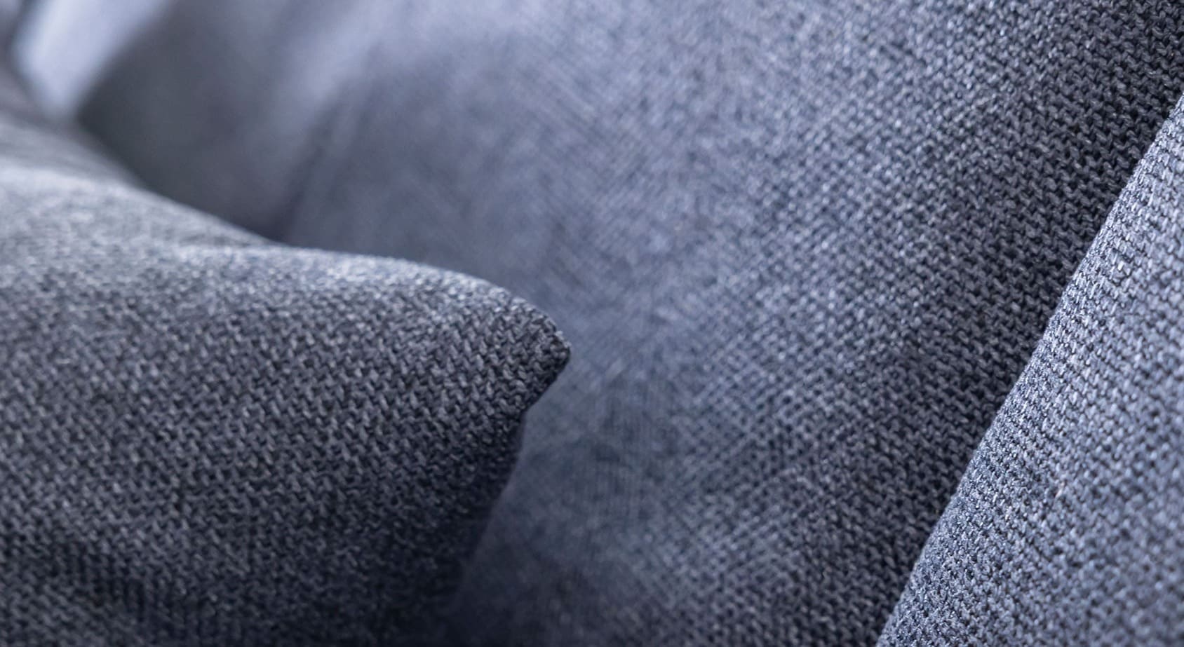 MONTREAL Austin Deep blue