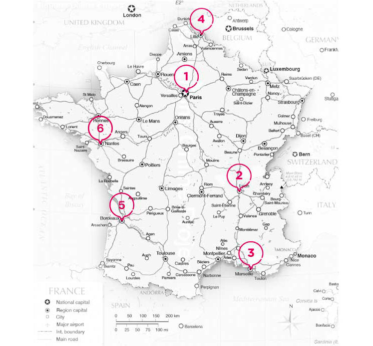  DISCOVER OUR SHOWROOMS .
