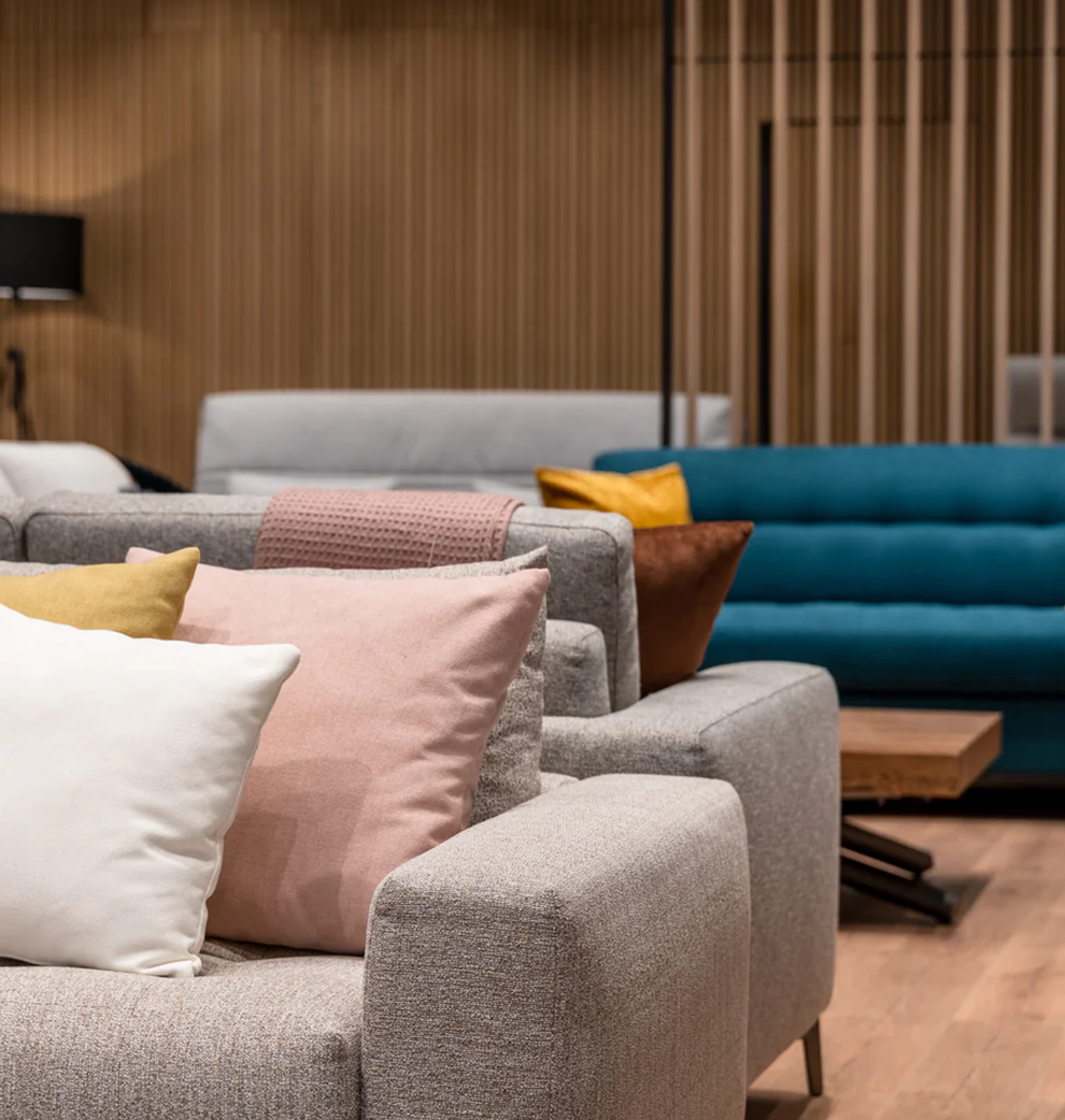 La Maison Convertible stores
